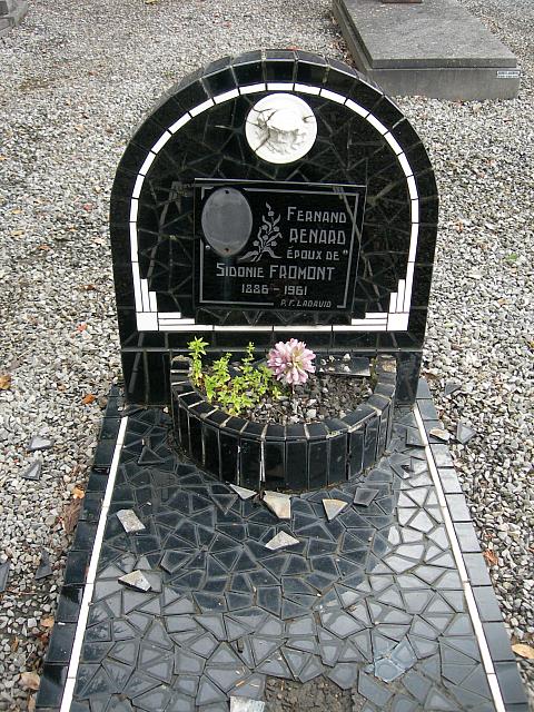 Allain cimetière 05.07.2007 017